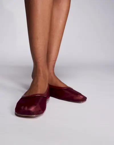 Simmi London Luanne Mesh Ballerina Flats in Burgundy