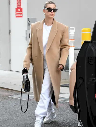 best-oversized-clothing-288907-1598921415484-main