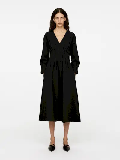 V-Neck Pleated Dress – Black – Women – Arket Gb