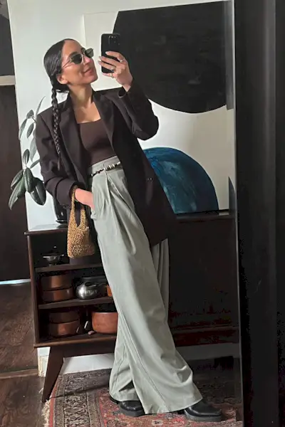 mothers-day-outfits-279407-1650304269725-image