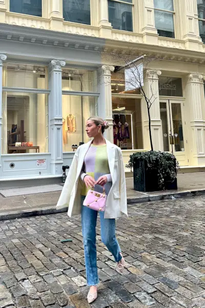 mothers-day-outfits-279407-1650304271596-image