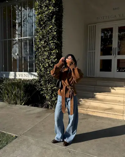 woman wearing fall loafer outfit idea 2025