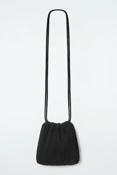Scallop Crossbody