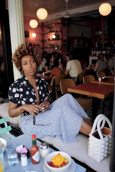 what-to-wear-to-the-zoo-260302-1528778622712-image