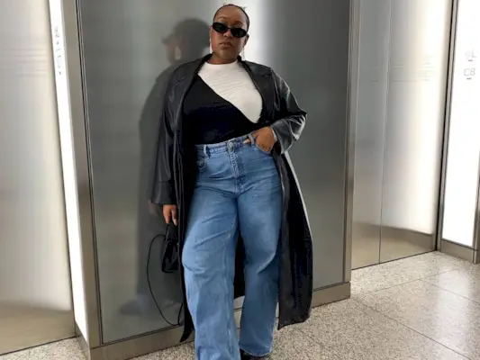 womens-designer-jeans-309376-1694555449280-image