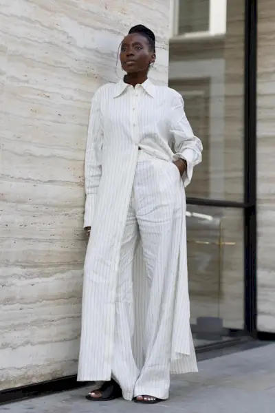 a photo showcasing one of the best summer work outfits with a woman wearing