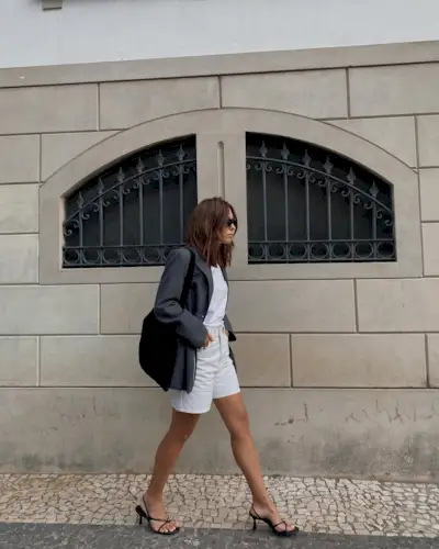 how-to-wear-denim-shorts-287341-1686833906140-main