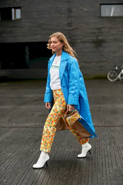 ways-to-wear-cropped-pants-with-booties-247026-1594312543339-main