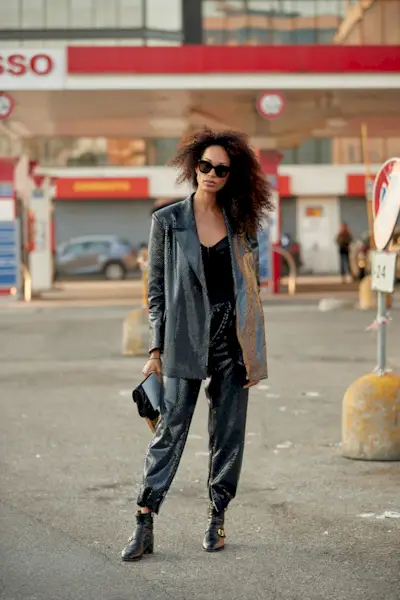 ways-to-wear-cropped-pants-with-booties-247026-1596135285565-main