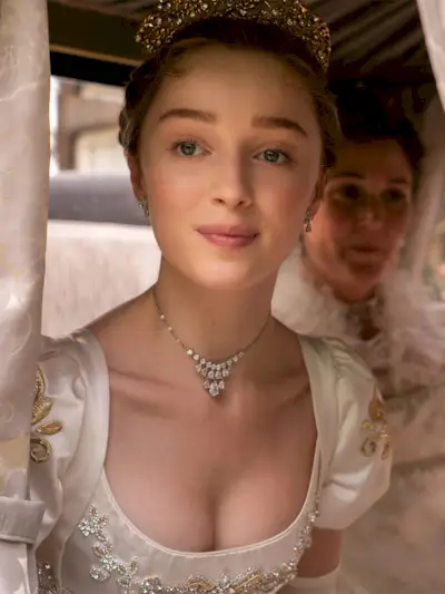 daphne-bridgerton-inspired-fashion-291014-1610147877751-image