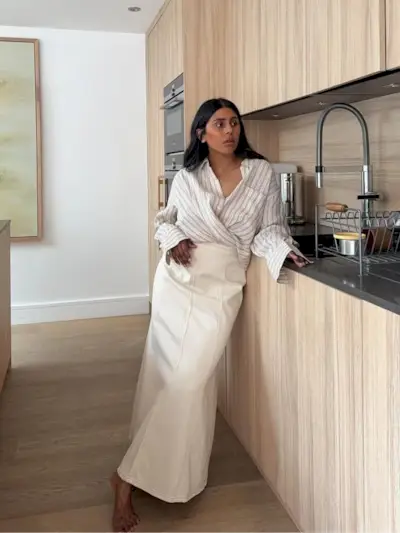 Best Petite Fashion Brands @monikh wearing M&S white shirt and maxi skirt