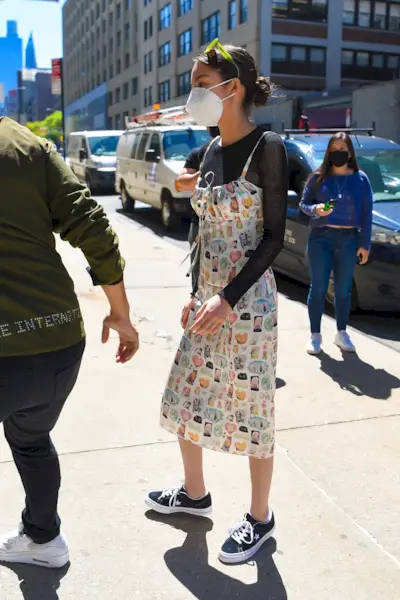 olivia-rodrigo-outfits-294017-1625087424645-main