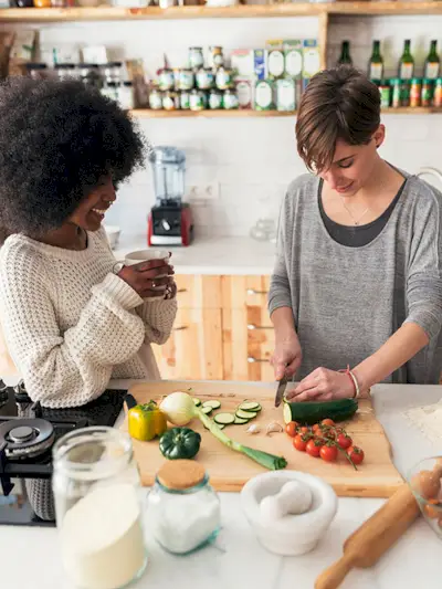 health-benefits-of-kombucha-289232-1600740315874-main